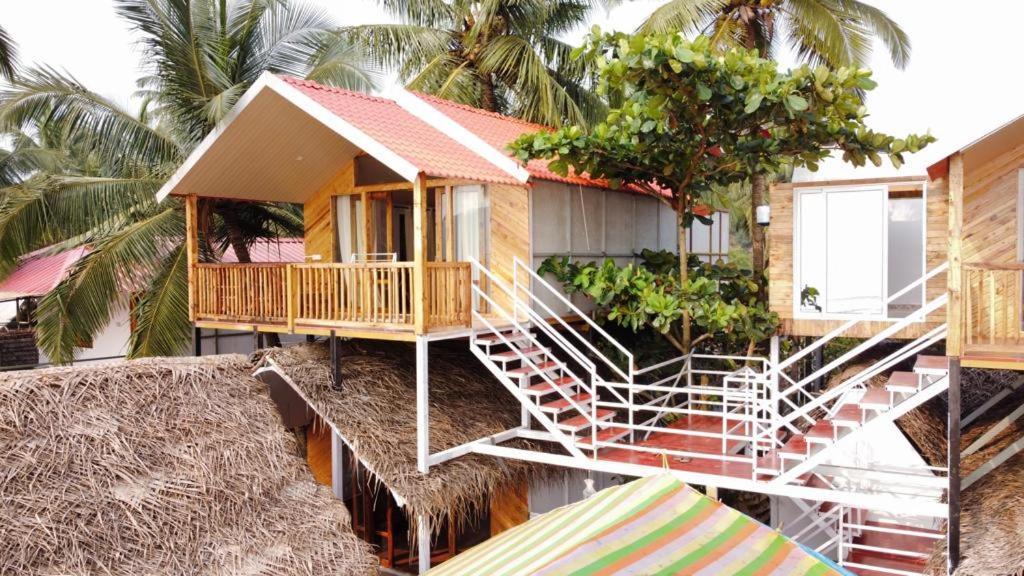 Ducknchill-Agonda Otel Dış mekan fotoğraf